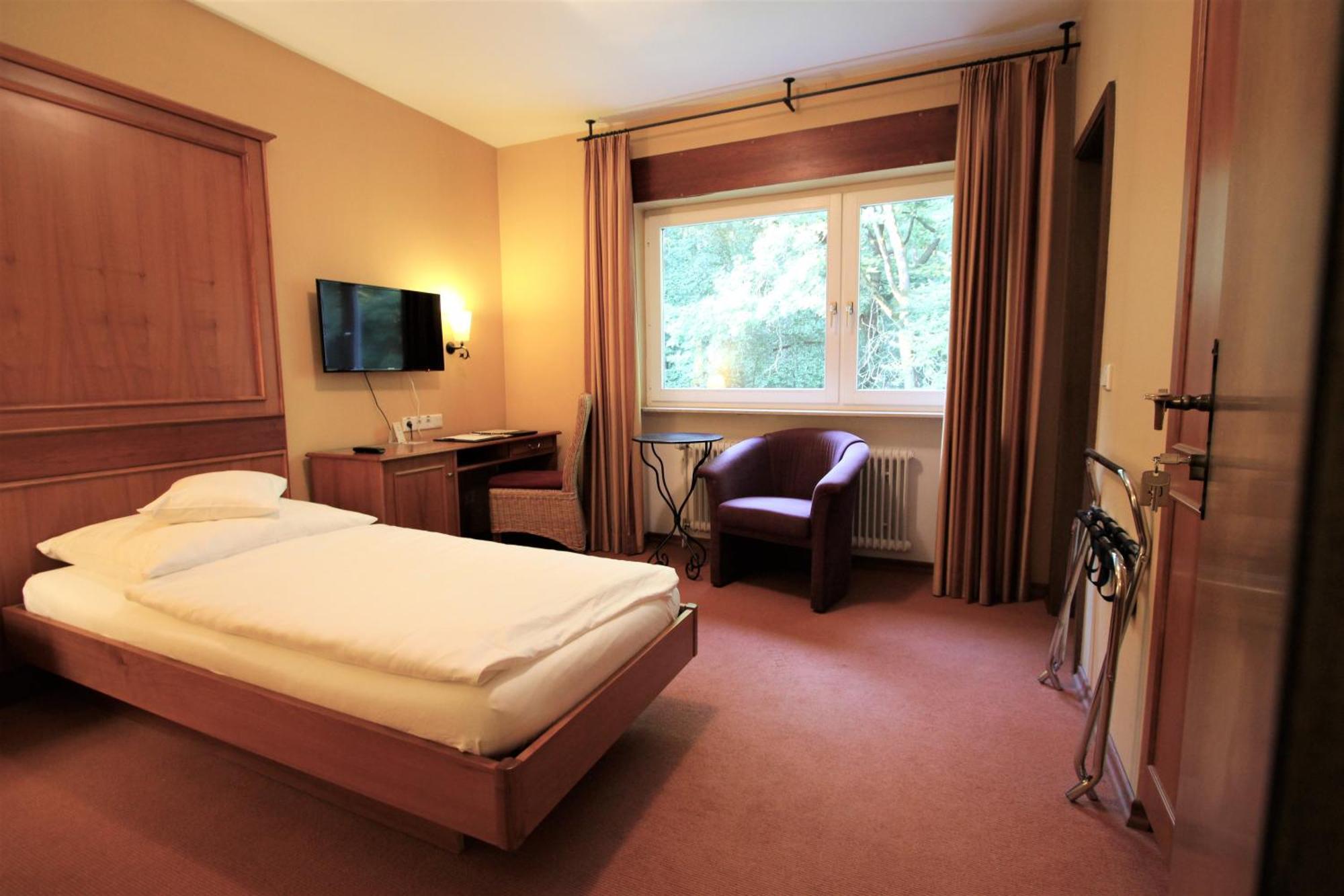 באד הומבורג וור דר הואה Hardtwald Hotel חדר תמונה